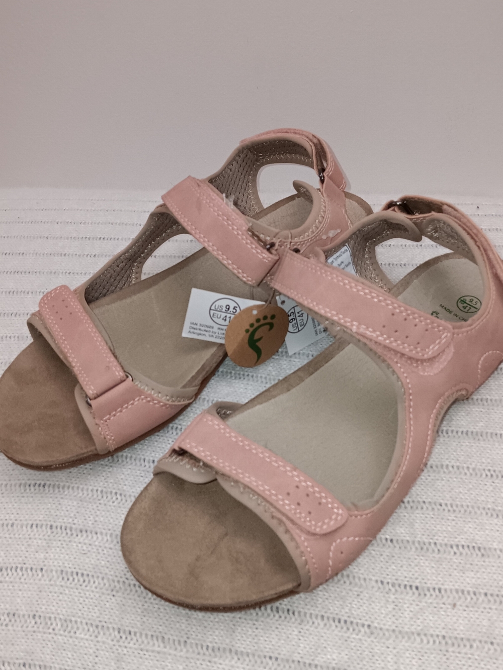 Footflexx Women’s Pink Adjustable Strap Sandals, Size Us Women 9.5 NWT.